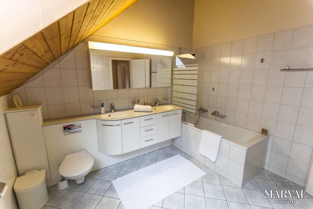 Aparthotel Les Galeries Marval à Neuchâtel Extérieur photo